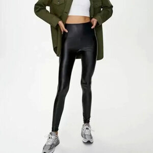 Aritzia Wilfred  Free Faux Leather Pull On Leggings